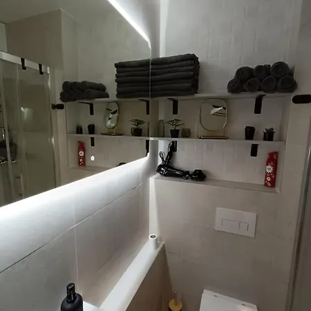 Your 8 Apartman *